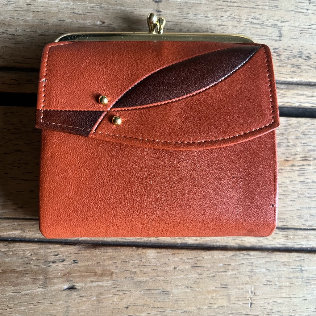 Vintage Princess Gardener Top Grain Cowhide Tri-Partite French Purse